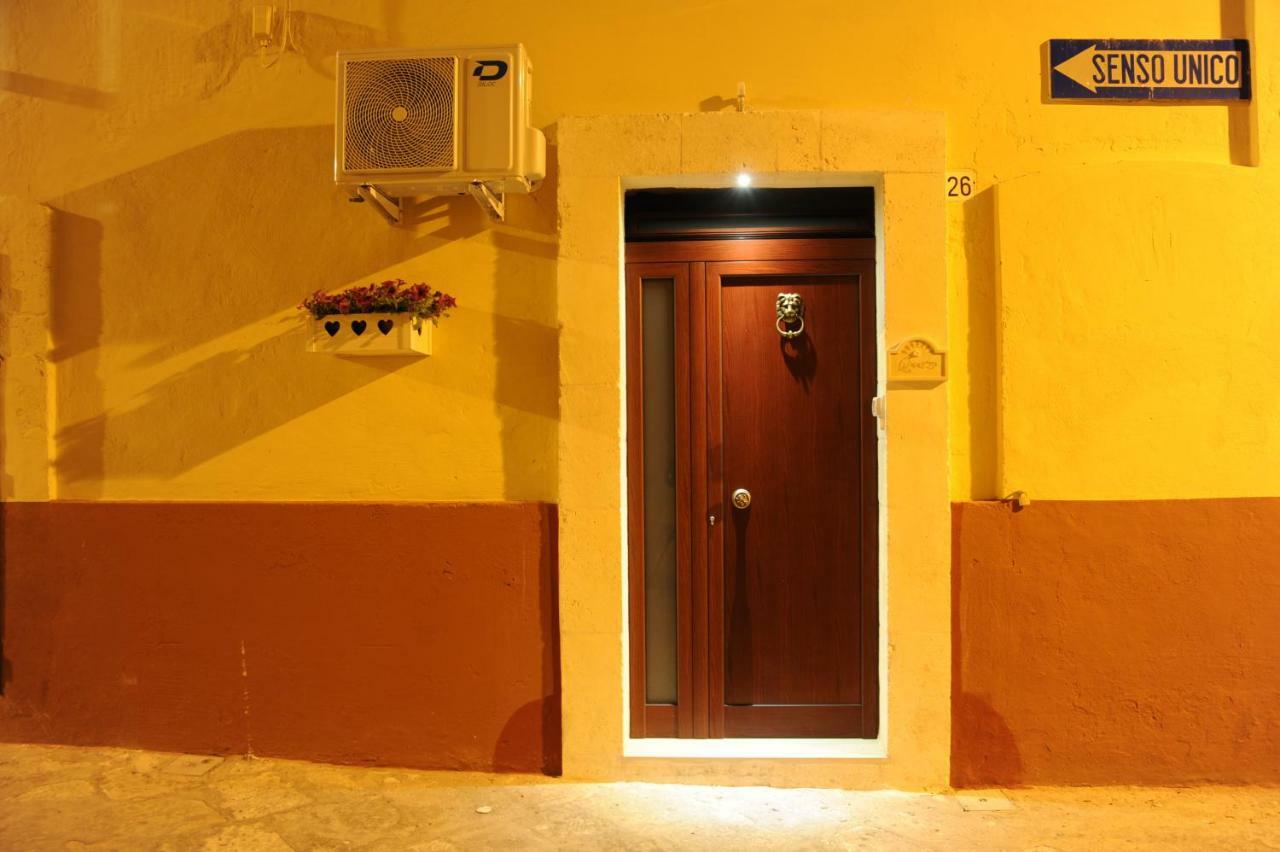 Appartamento Palazzo Savoia 1856 Fasano Esterno foto